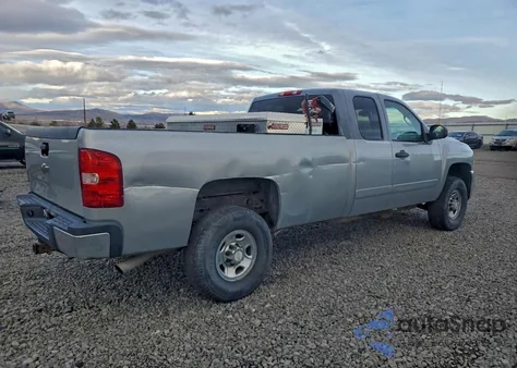 2008 Chevrolet Silverado C2500 Heavy Duty from USA, damaged, VIN 1GCHC29K58E115122